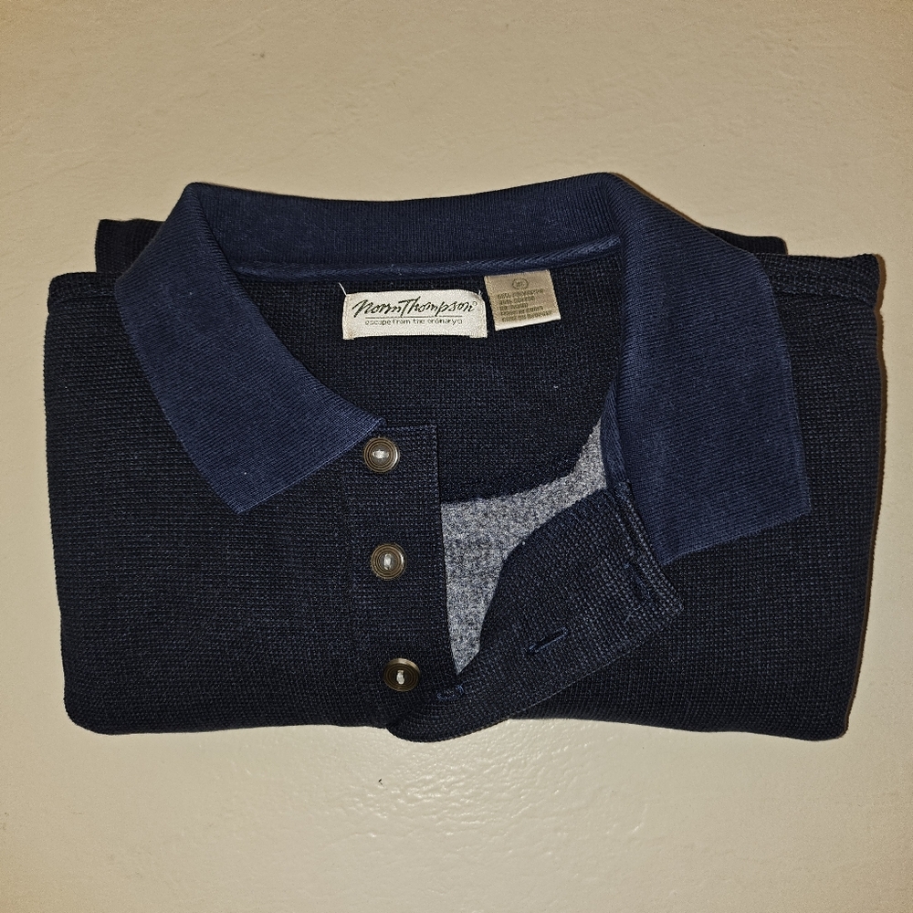 Dark Blue Norm Thompson Crewneck